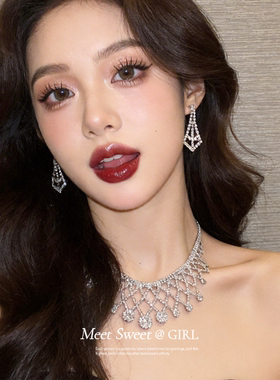 奢华镶钻花边镂空耳钉项链套装女
