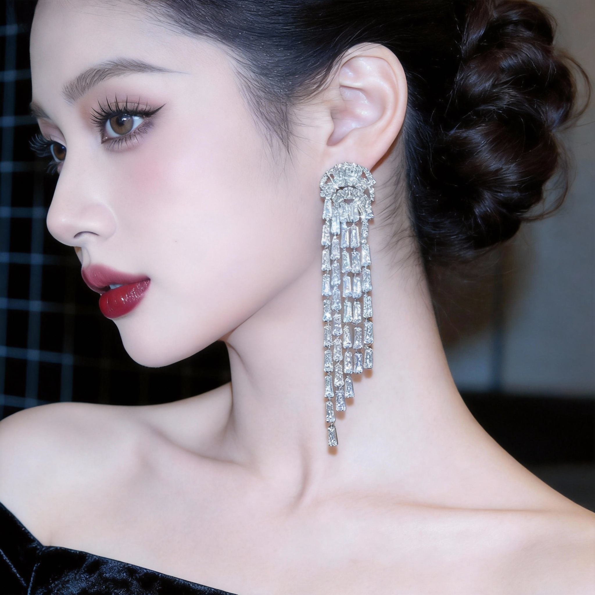 「晶钻流苏」长款水晶吊坠耳环满钻设计耳钉轻奢宴会显气质耳饰女,饰品/流行首饰/时尚饰品新,耳环,淘宝优惠券,粉丝福利购,淘宝优惠卷