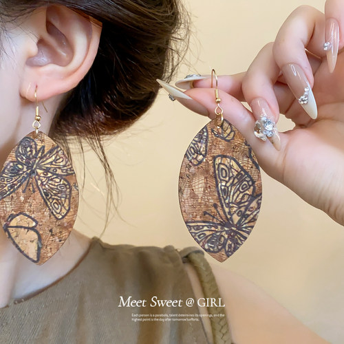 复古民族风蝴蝶印花耳环