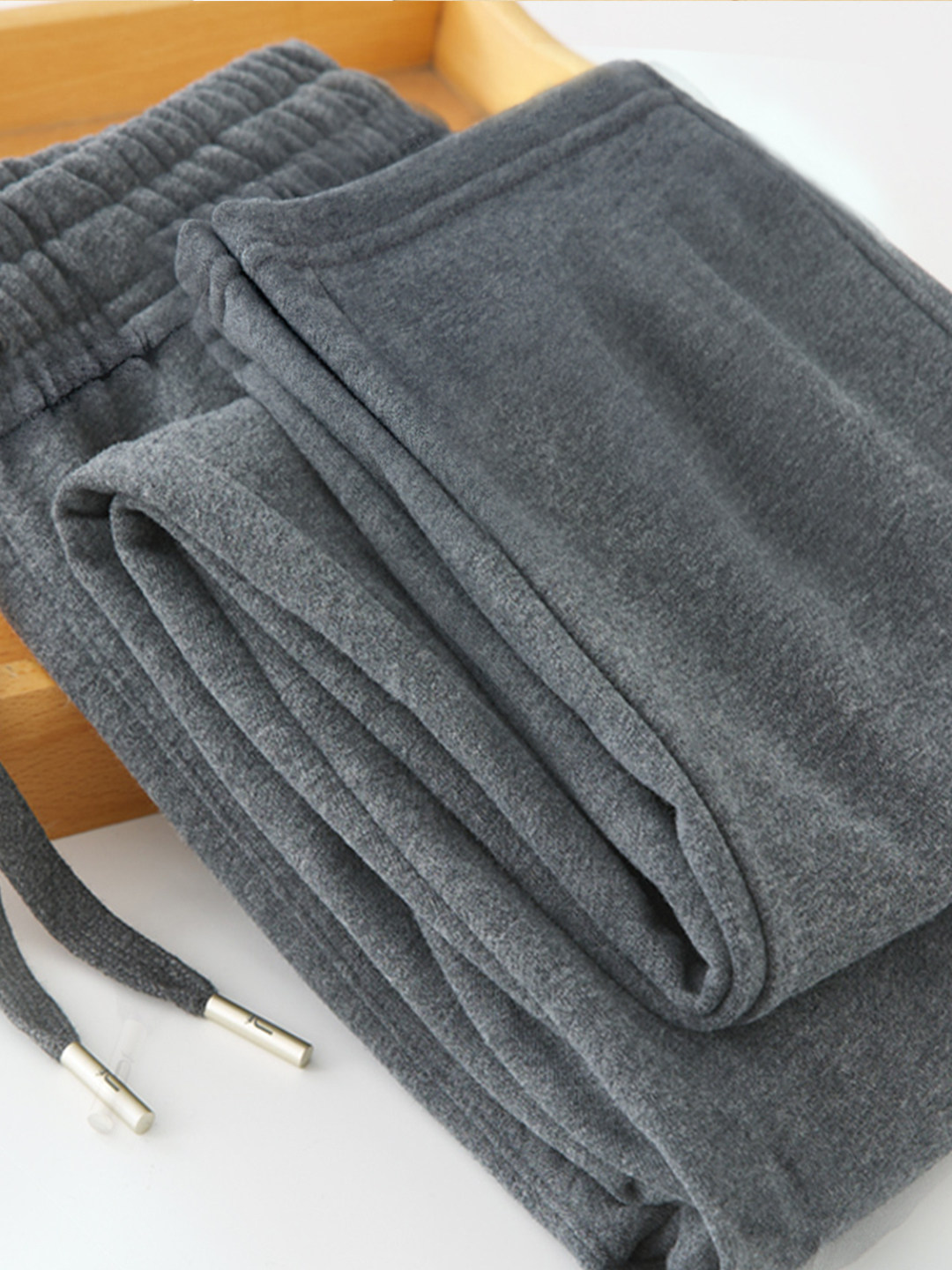 深灰色卫裤男加绒加厚秋冬重磅纯棉宽松直筒日系男士休闲运动长裤