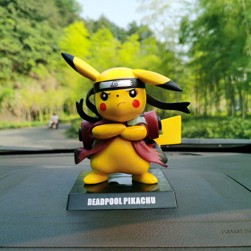 皮卡丘汽车摆件死侍火影手办创意公仔动漫玩偶车载装饰用品大全男