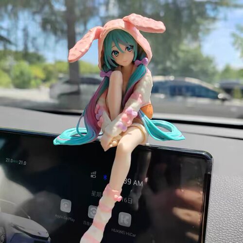 动漫兔耳睡衣初音手办汽车车摆件