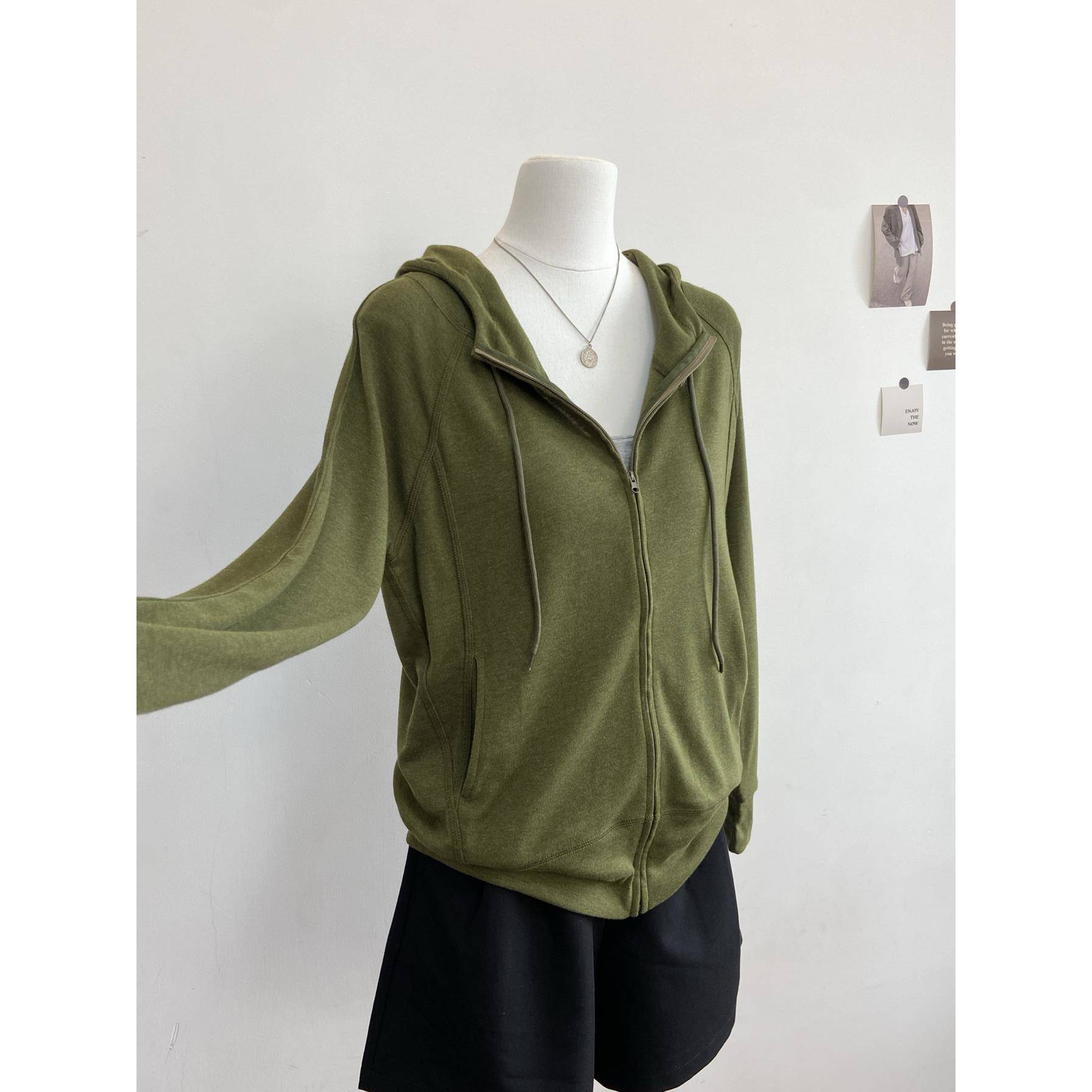 韩版宽松休闲 慵懒风连帽拉炼 炼 卫衣外套女潮上衣女薄棉质女薄