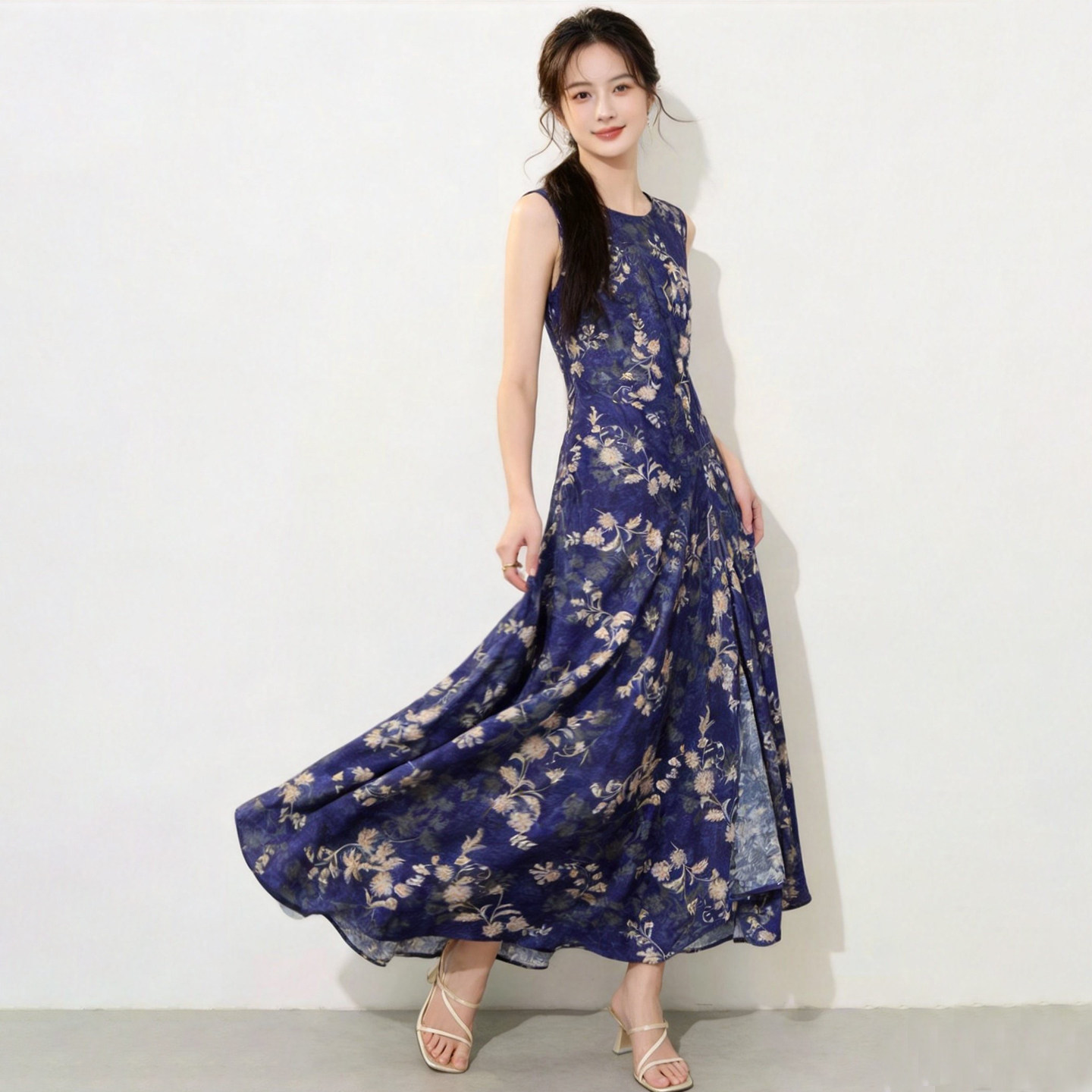 真丝法式无袖印花连衣裙女夏收腰显瘦飘逸长裙度假风桑蚕丝女神裙