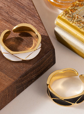 新款时尚轻奢珐琅滴油格纹戒指女小众设计高级感百搭指环精致首饰