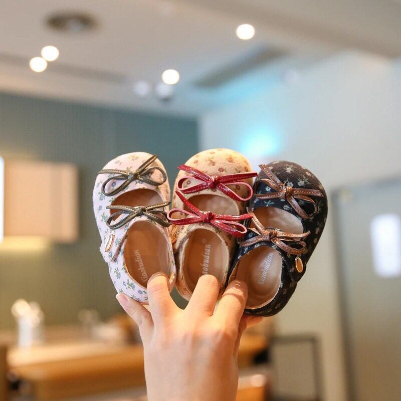 女宝宝公主鞋软底春秋季新款婴幼儿学步鞋碎花1一2岁女宝鞋子