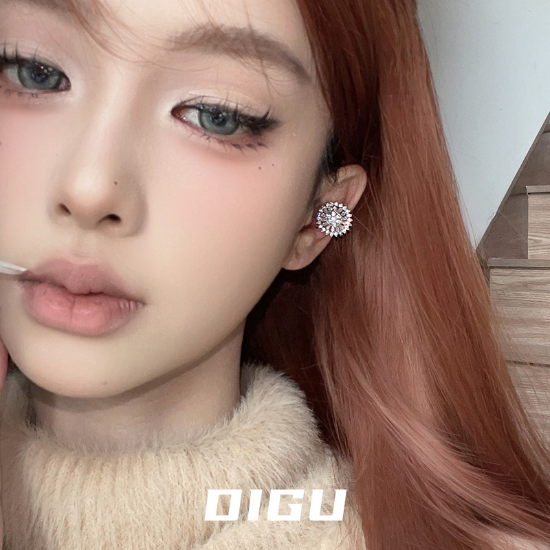 精致高级感满钻圆形太阳花耳夹
