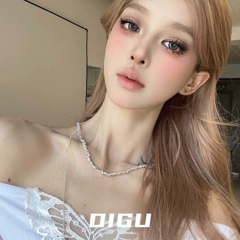 DIGU轻奢高级感优雅碎银感满天星项链气质抽拉设计短款颈链锁骨链
