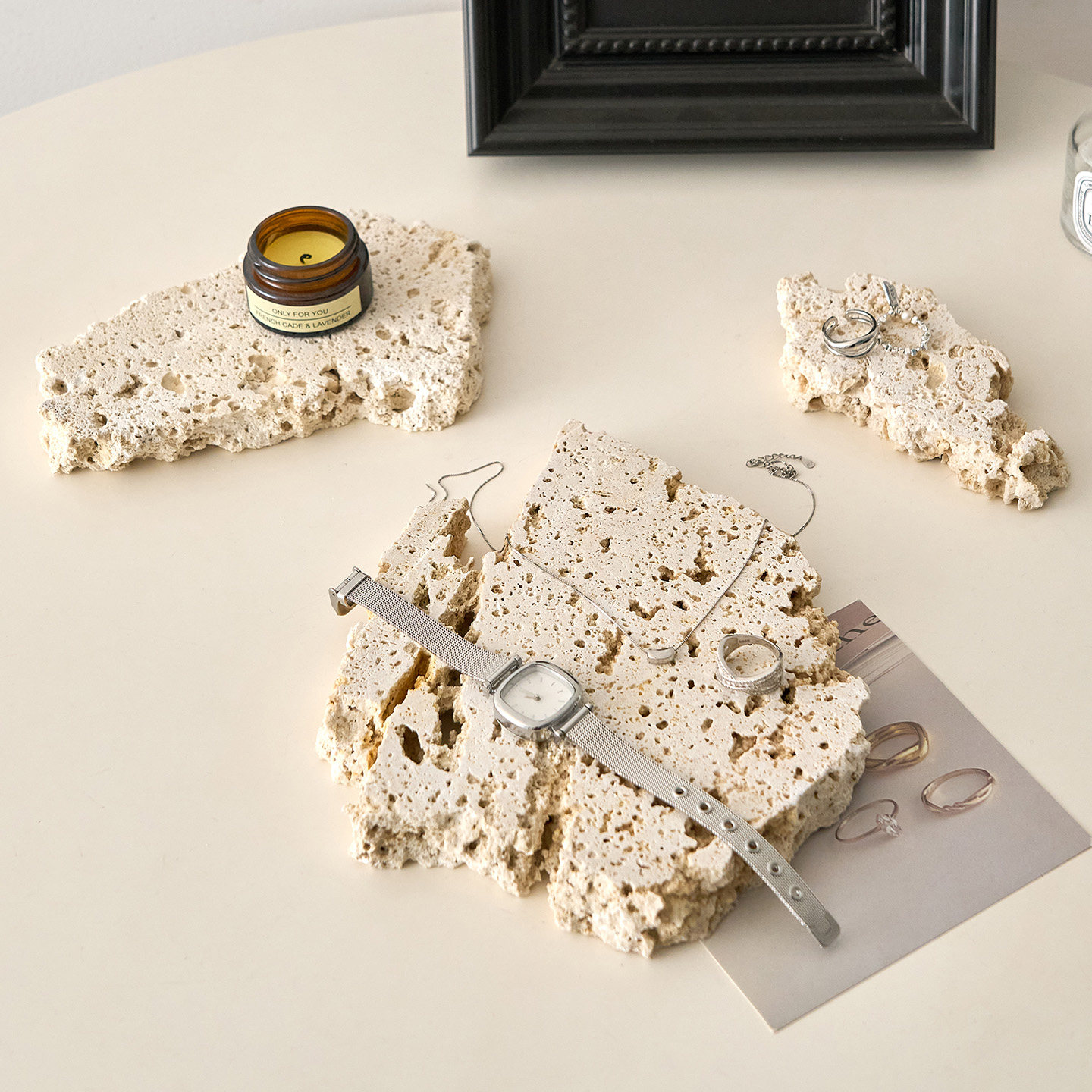 不规则形状洞洞岩石板拍照道具