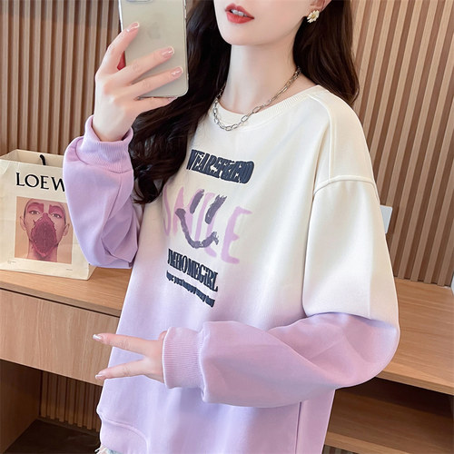 薄款宽松渐变色印花卫衣女