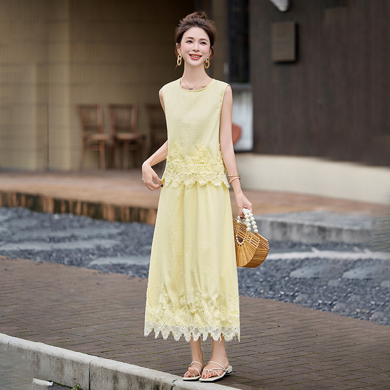 黑色高级感连衣裙套装女2025夏季新款蕾丝无袖背心半身裙两件套