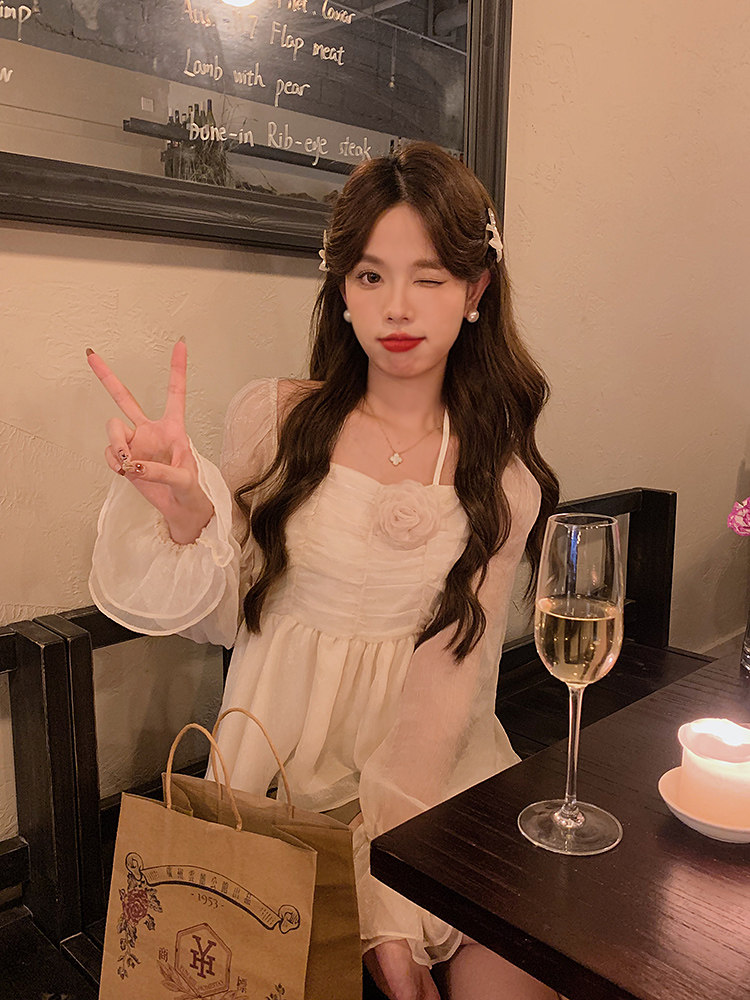 安璃 ANLI 仙气白玫瑰胸针收腰方领蛋糕衫甜美百搭挂脖上衣新款,女装/女士精品,衬衫,淘宝优惠券,粉丝福利购,淘宝优惠卷