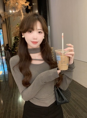 安璃 简约气质纯欲挂脖深灰色显瘦T