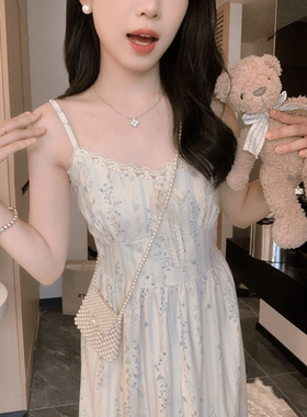 安璃 小清新碎花蓝色吊带裙法式温柔风茶歇海边度假长裙