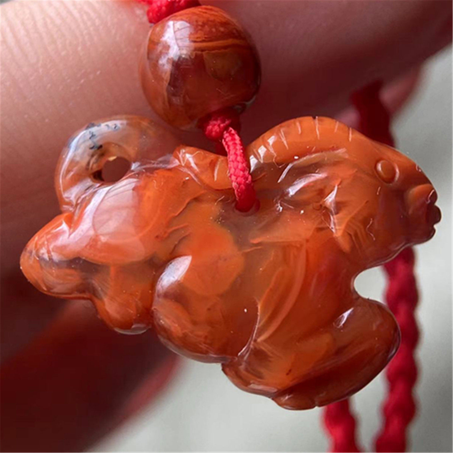天然川料南红玛瑙小羊吊坠雕件柿子红生肖雕刻挂饰项坠