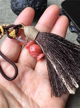 天然川料南红玛瑙特色纹路糖果造型包包挂件车挂锁匙挂