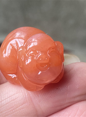 天然川料南红玛瑙樱桃红小肥猪吊坠水红玉石生肖雕刻挂饰项坠