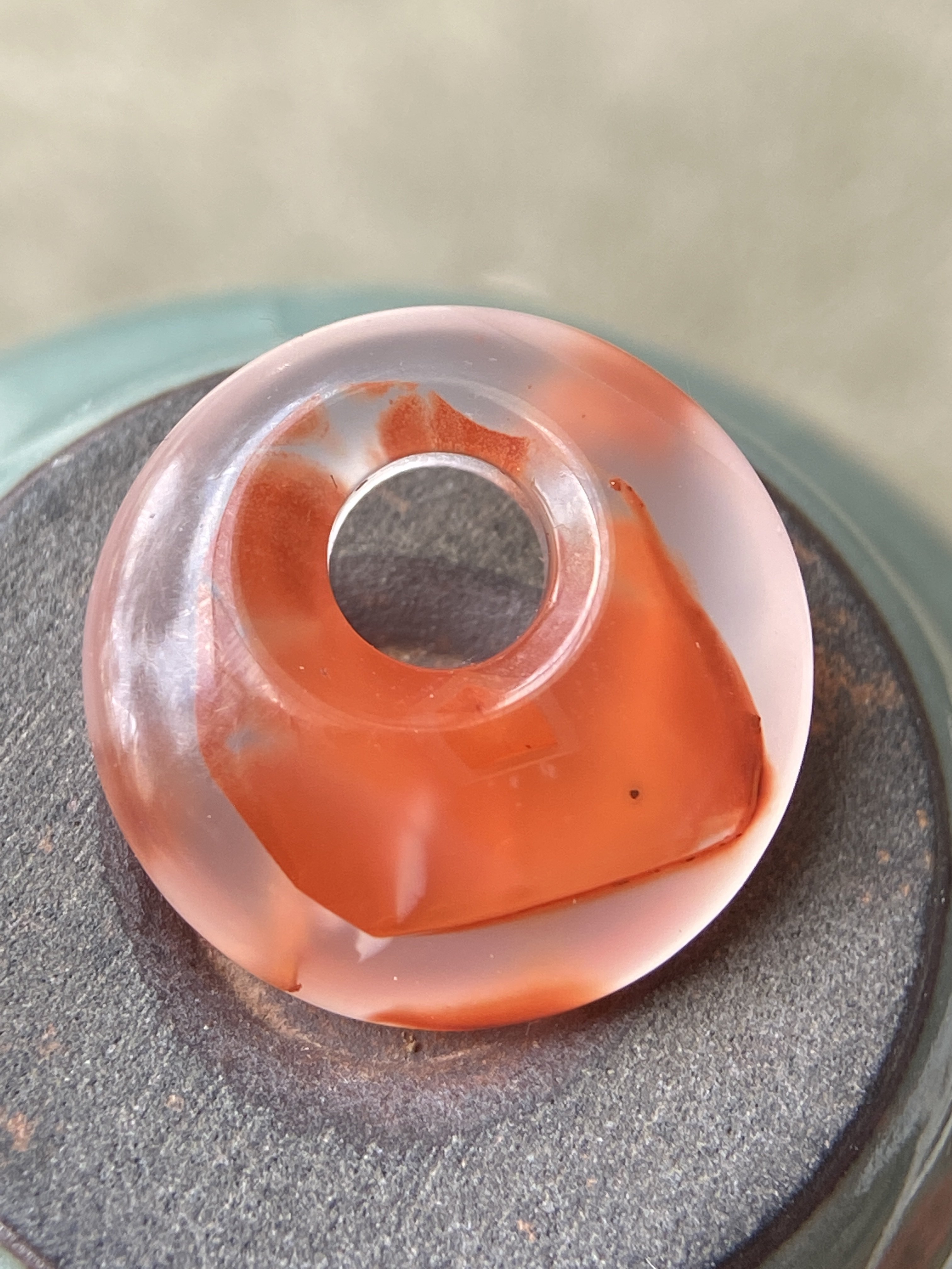 17毫米九口料天然南红玛瑙特色冰飘平安鱼眼公主扣