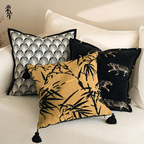 复古现代新中式风竹叶豹子抱枕组合客厅沙发高级感靠垫设计师靠枕