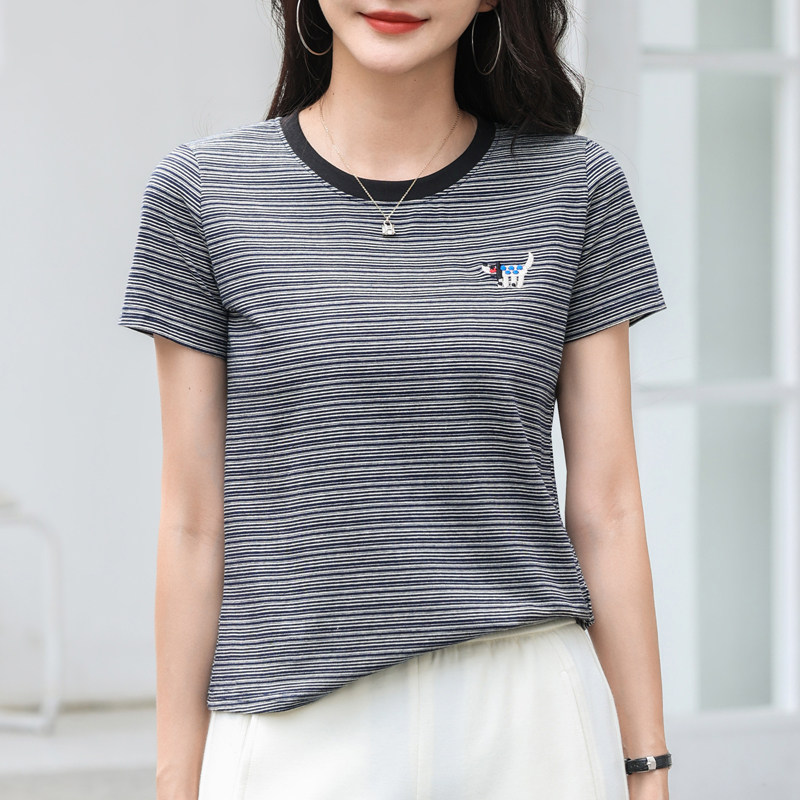 短袖t恤女宽松显瘦条纹刺绣百搭