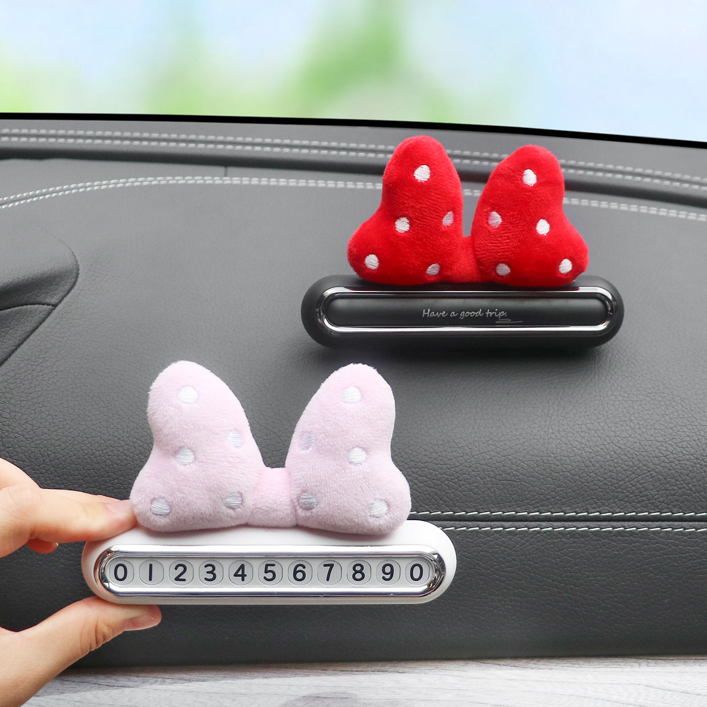 2025新款蝴蝶结车载临时停车电话号码牌创意可爱女生移车卡隐藏式