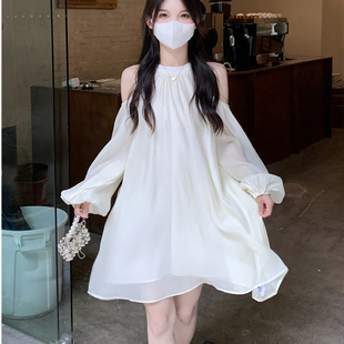 法式氛围高级感仙女裙初恋露肩挂脖连衣裙长袖茶歇春夏新款小个子