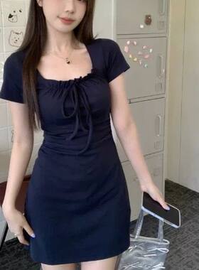 心机小众设计感抽褶方领短裙女夏季小个子收腰显瘦包臀a字连衣裙