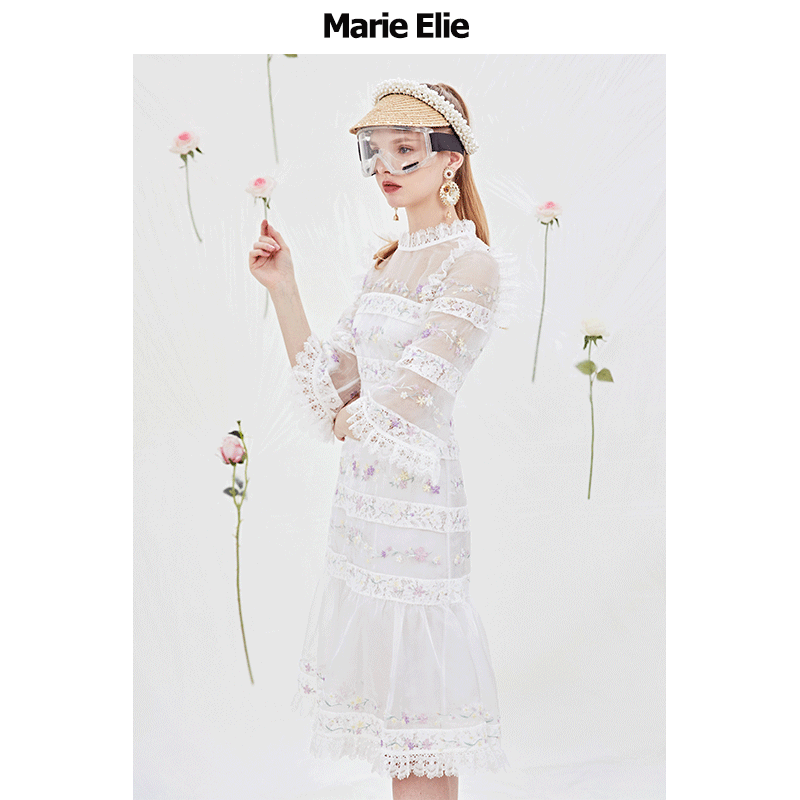 Marie Elie盎然茶白刺绣连衣裙ETAA21M01002