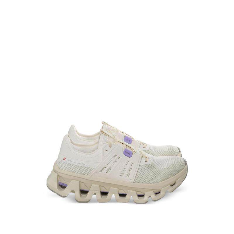 代购ON昂跑女士越野跑鞋缓震回弹轻量运动鞋低帮系带休闲鞋