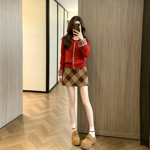 秋季套装女款爆款2026新款时尚格纹拼接长袖针织衫咖色毛呢半身裙