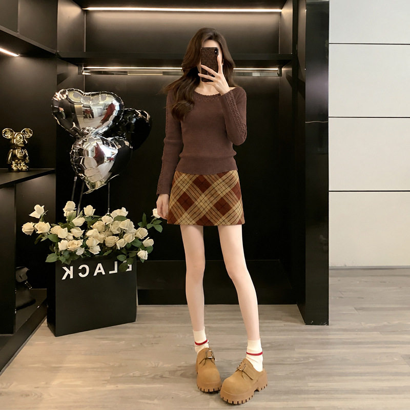 秋季新款女韩系知性蕾丝拼接针织衫简约百搭淑女短裙两件套潮