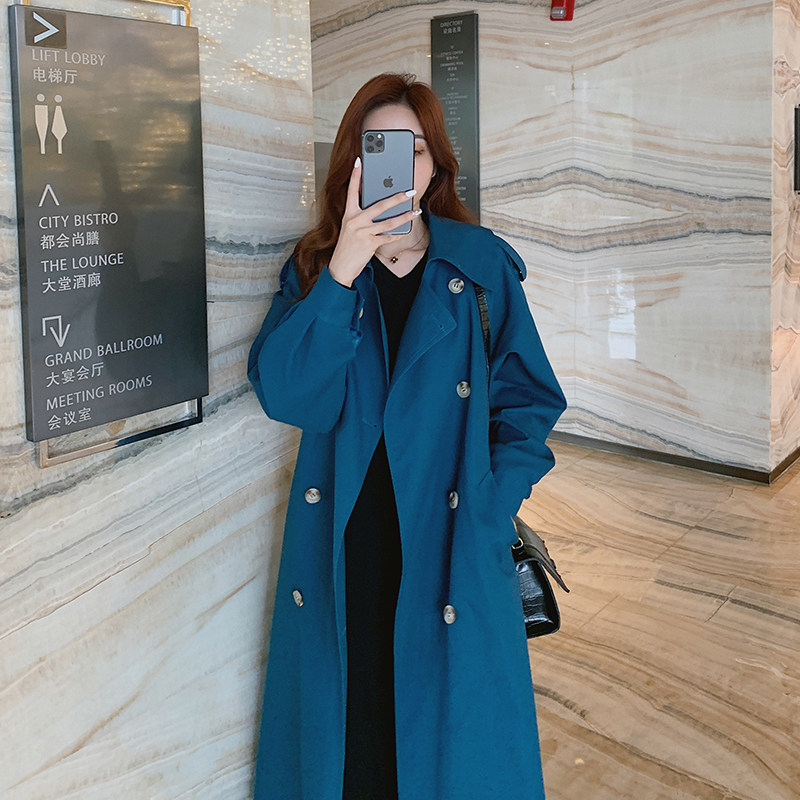 风衣女2020秋季新款孔雀蓝大翻领中长款风衣时尚洋气长款过膝外套