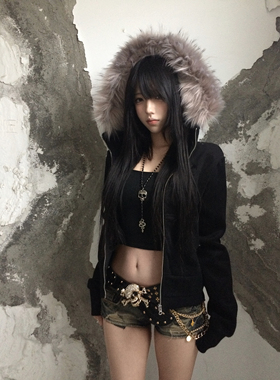 Einsamer Richer  “荆棘十字”高领连帽苍狼毛短绒下摆修身卫衣