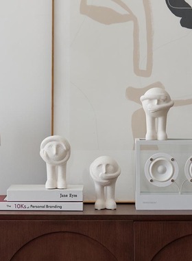 白色陶瓷趣味可爱人偶儿童房摆件