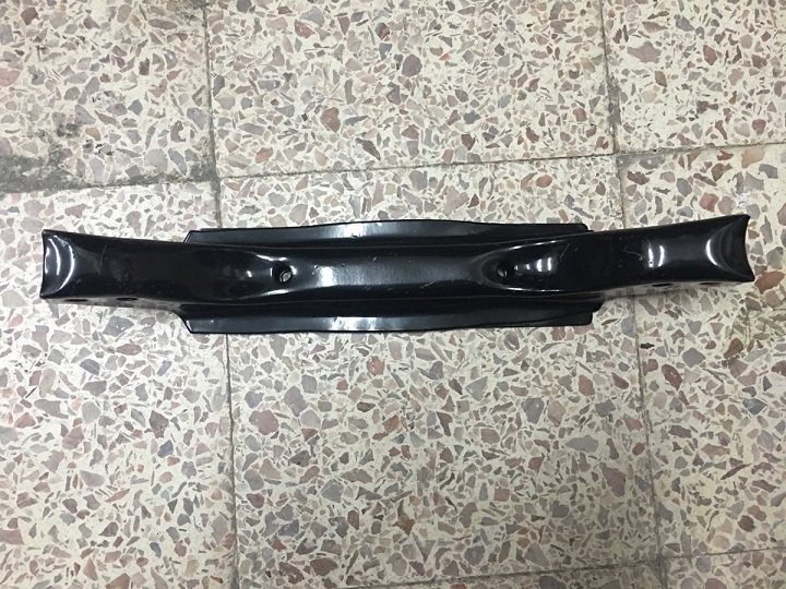 郑州日产锐琪皮卡发动机横梁元宝梁柴油两驱前桥横梁原装正品