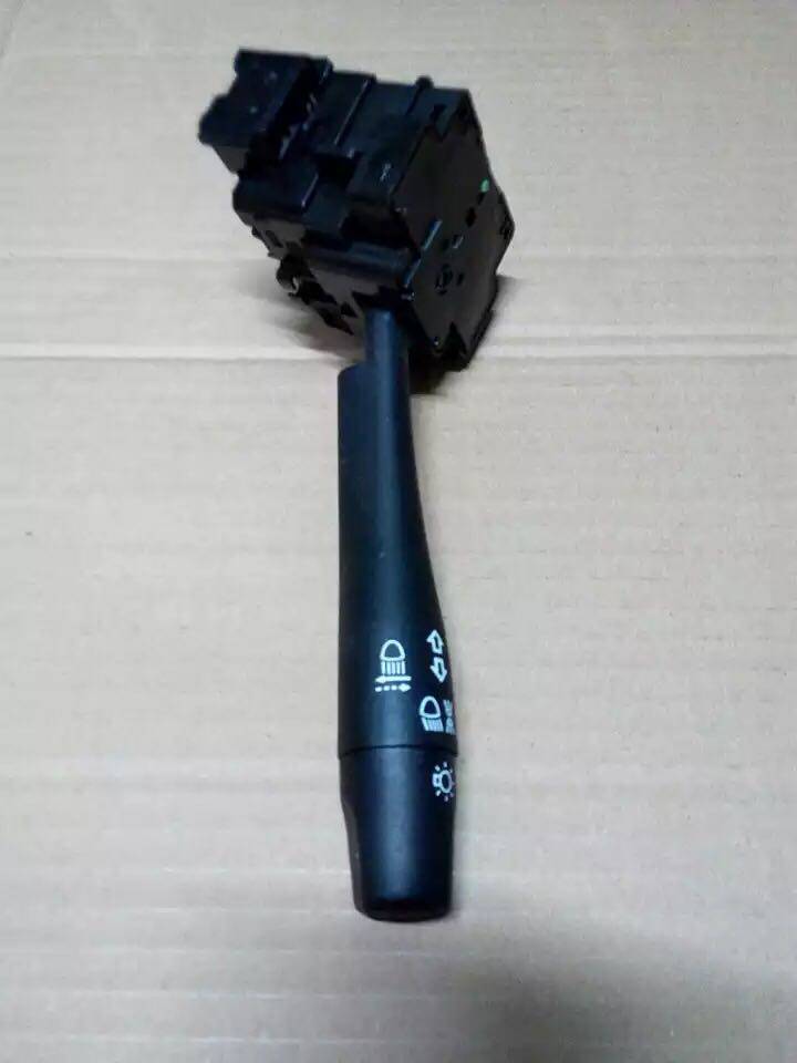 适用于郑州日产东风锐骐皮卡大灯开关 雨刮开关 转向灯组合开关