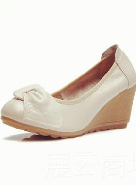 高档舒适皮鞋女真皮妈妈医鞋坡跟4牛筋底院穿白色护士工作鞋34码m