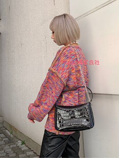 日单  新品 JT 猪蹄纯元  时髦彩色 撞色翻边 毛衣