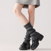 灰色羊毛针织袜套女秋冬保暖辣妹菱格腿套Lolita堆堆袜配小皮鞋