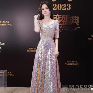 高档成晚礼服高级感表2演025新款主持人红色长裙服大合唱团女人演