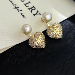 气质小众设计两戴 耳钉轻奢满钻爱心天然珍珠时尚 巴黎 设计师