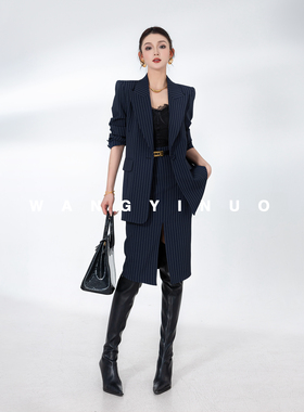 MD依诺【律政佳人】2025早秋气质条纹格纹轻职设计师西服半裙套装