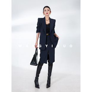 MD依诺【律政佳人】2025早秋气质条纹格纹轻职设计师西服半裙套装