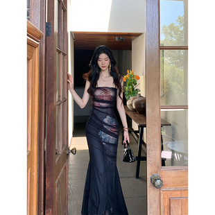 Norain不下雨 海边度假黑色网纱印花鱼尾裙女性感抹胸吊带连衣裙
