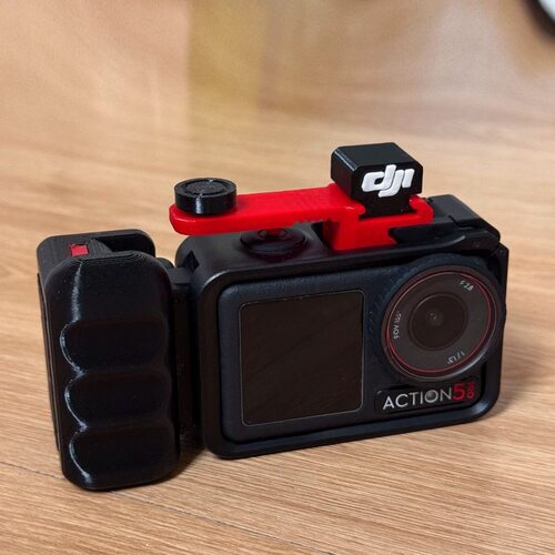 适用大疆action3/4/5/5pro通用原厂兔笼快拆手柄冷靴配件快门按键 - 封面