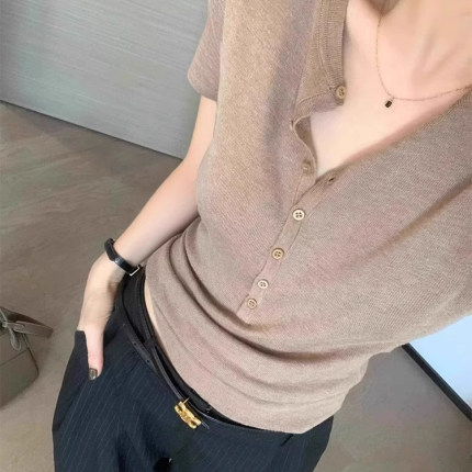 v领冰丝针织衫正肩短袖t恤女2025新款夏季修身设计感独特漂亮上衣