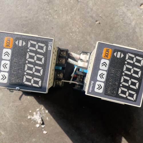 奥托尼克斯TC4SP-14R、TC4SP-14N-7A温控器
