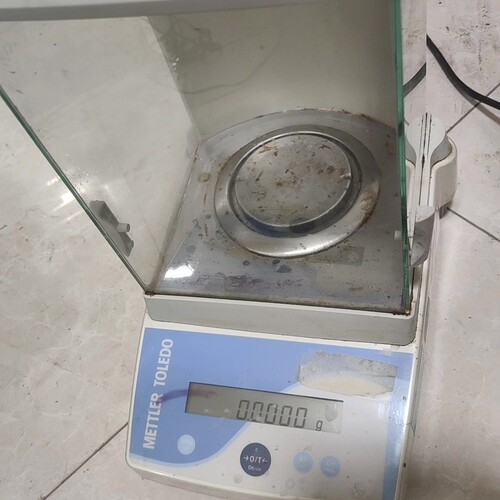 梅特勒 托利多PL403电子天平电子秤，成色如图，开机如图，