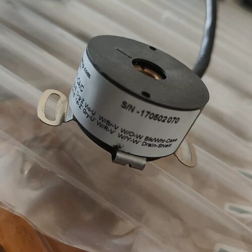 编码器，型号分别是CAIC和QPhase，都是几乎全新的。C