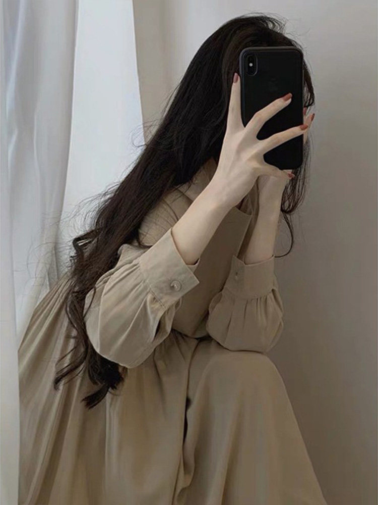 2024 AUTUMN NEW HIGH-END LIGHT LUXURY FRENCH LONG SKIRT DESIGN SENSE NICHE LOOSE TO COVER THE FLESH AND LOOK THIN LONG-SLEEVED DRESS